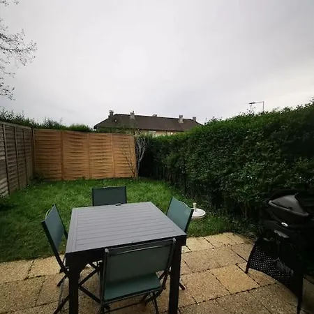 Jardin De La Baronnie 2 Pieces Cosy Avec Terrasse Et Jardin *