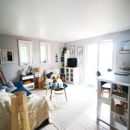 Jardin De La Baronnie 2 Pieces Cosy Avec Terrasse Et Jardin Appartement *