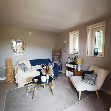 Jardin De La Baronnie 2 Pieces Cosy Avec Terrasse Et Jardin شقة أولغات